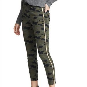 L’AGENCE margot side stripe camo print crop skinny